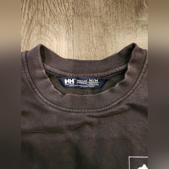 Men's Helly Hansen Sweatshirt - Picture 3 of 3